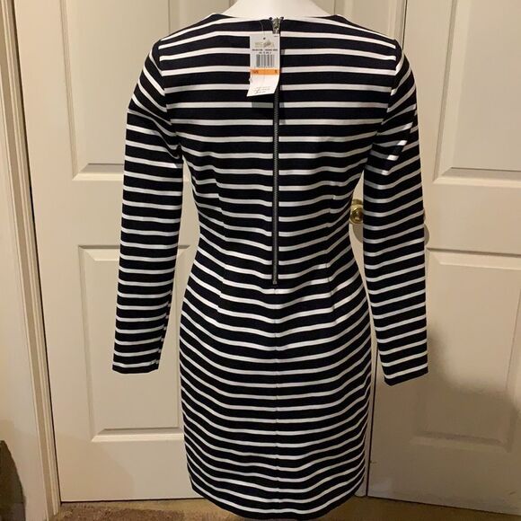 MK long sleeve dress - Picture 4 of 11